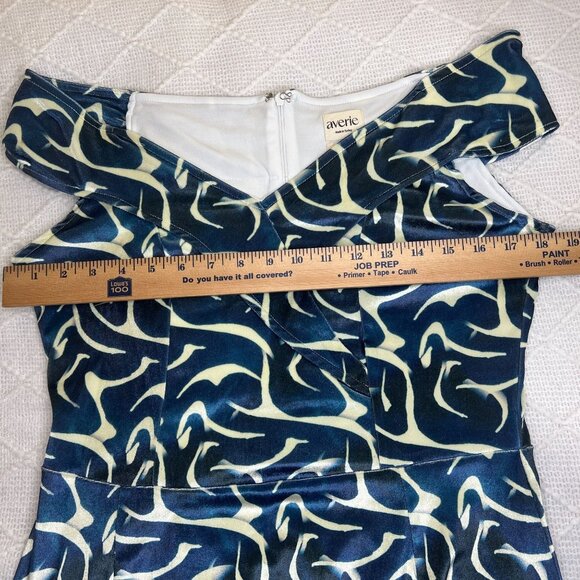 Averie NWT Thea Off Shoulder Blue Abstract Print Cap Sleeve V-Neck Sheath Dress - Picture 15 of 15